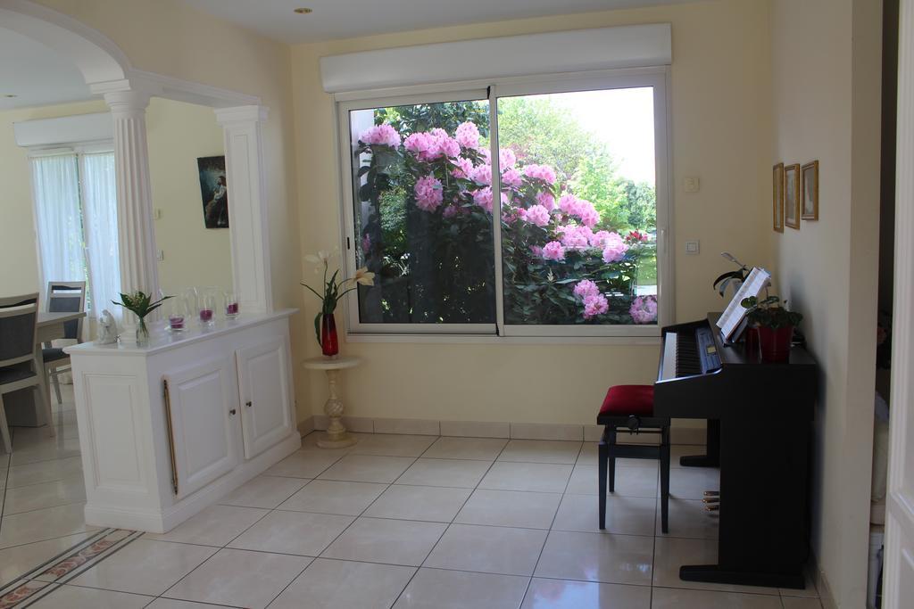 Le Clos Des Roses Saint-Règle Kültér fotó